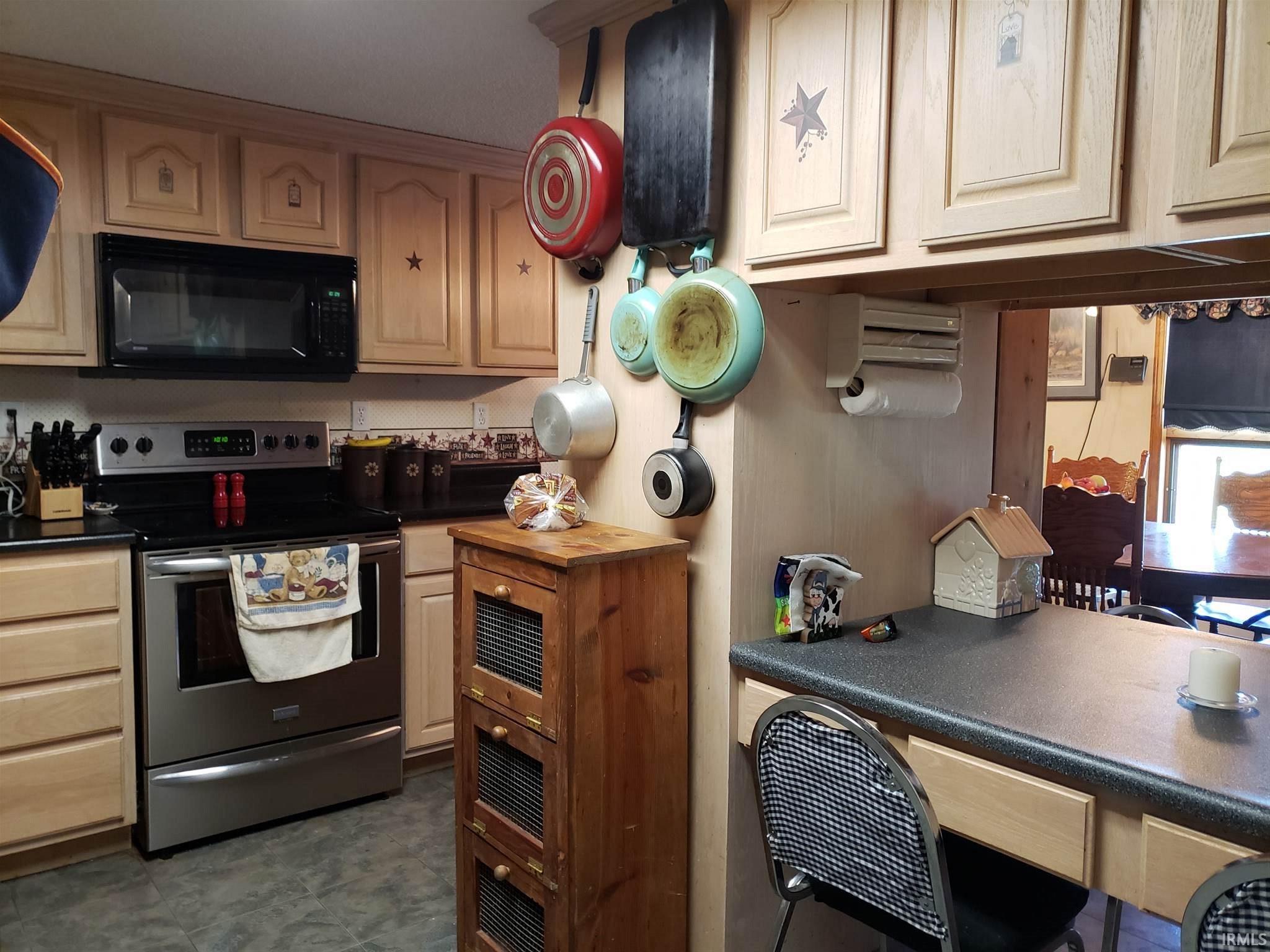 1068 Church Camp Road Bedford, IN 47421 - Photo 12 of 29