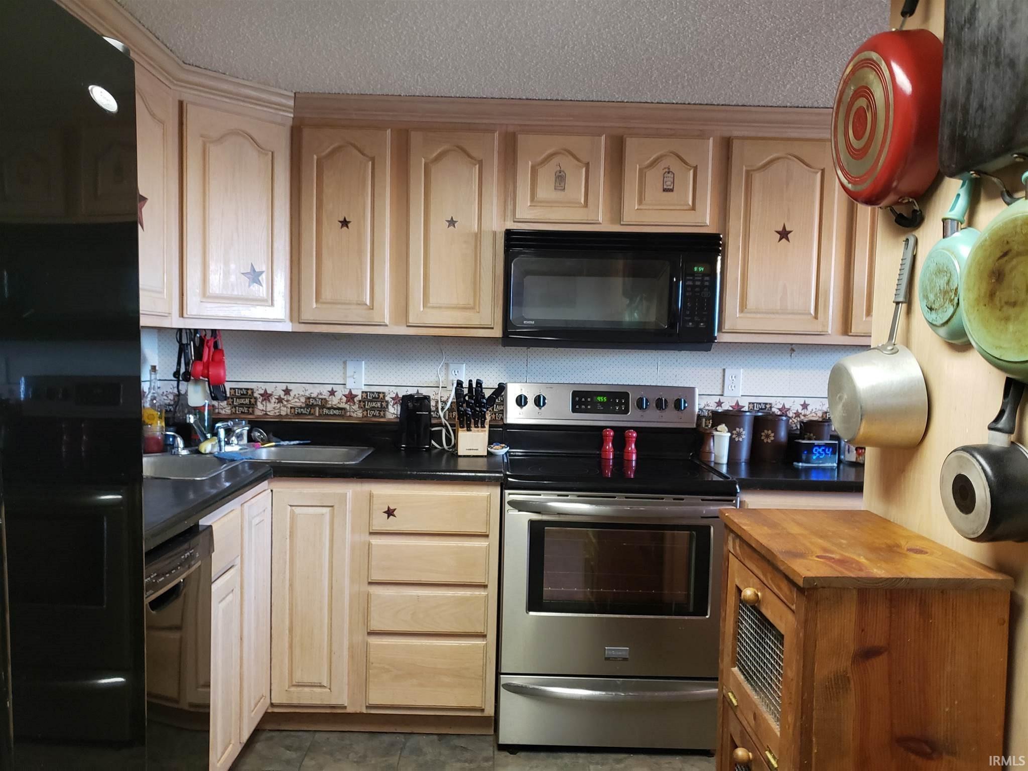 1068 Church Camp Road Bedford, IN 47421 - Photo 9 of 29