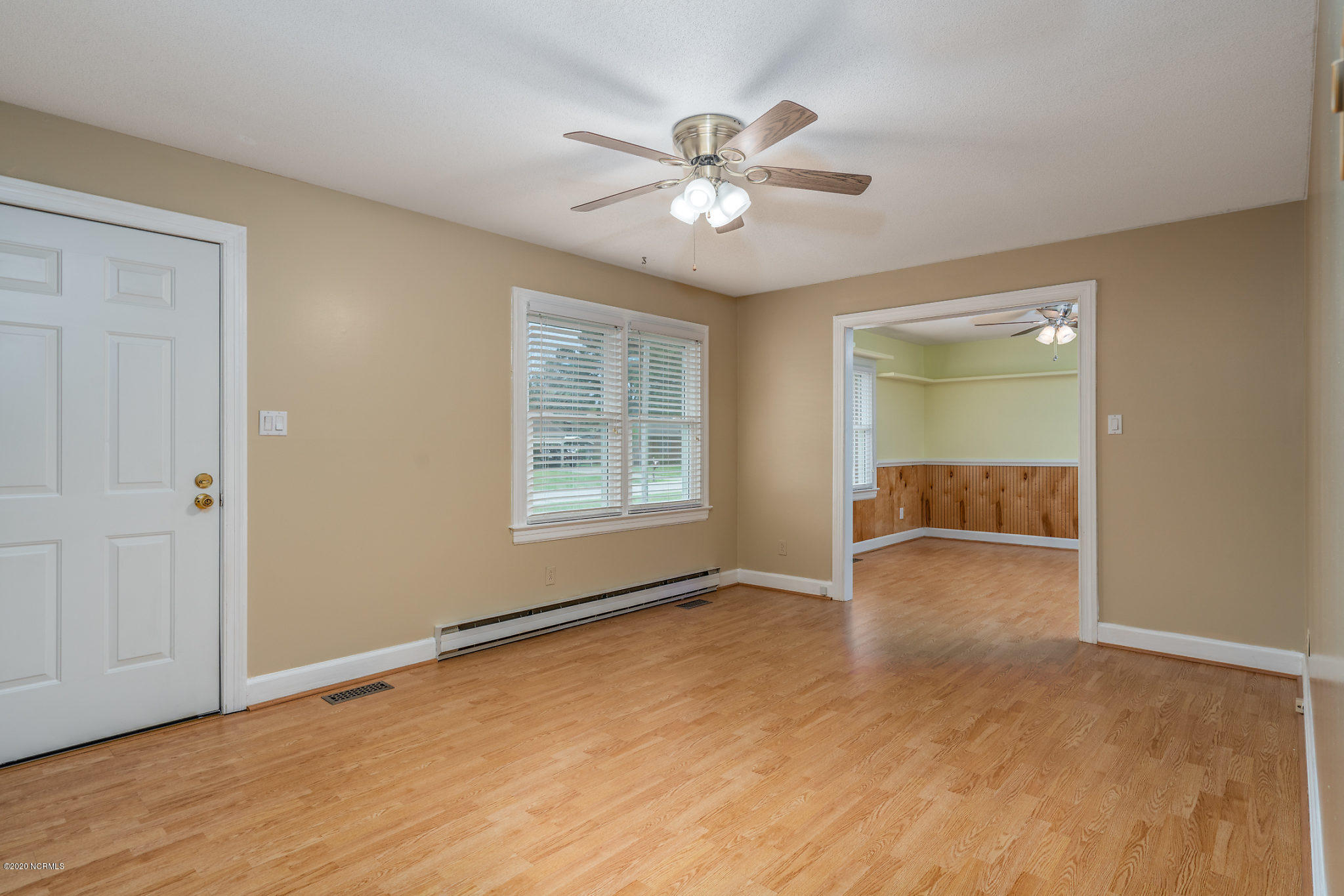 4723 River Road Wilson, NC 27893 - Photo 3 of 26 Living Room