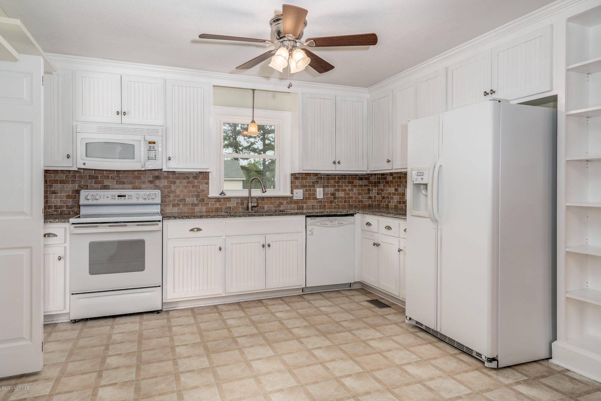 4723 River Road Wilson, NC 27893 - Photo 8 of 26 Kitchen