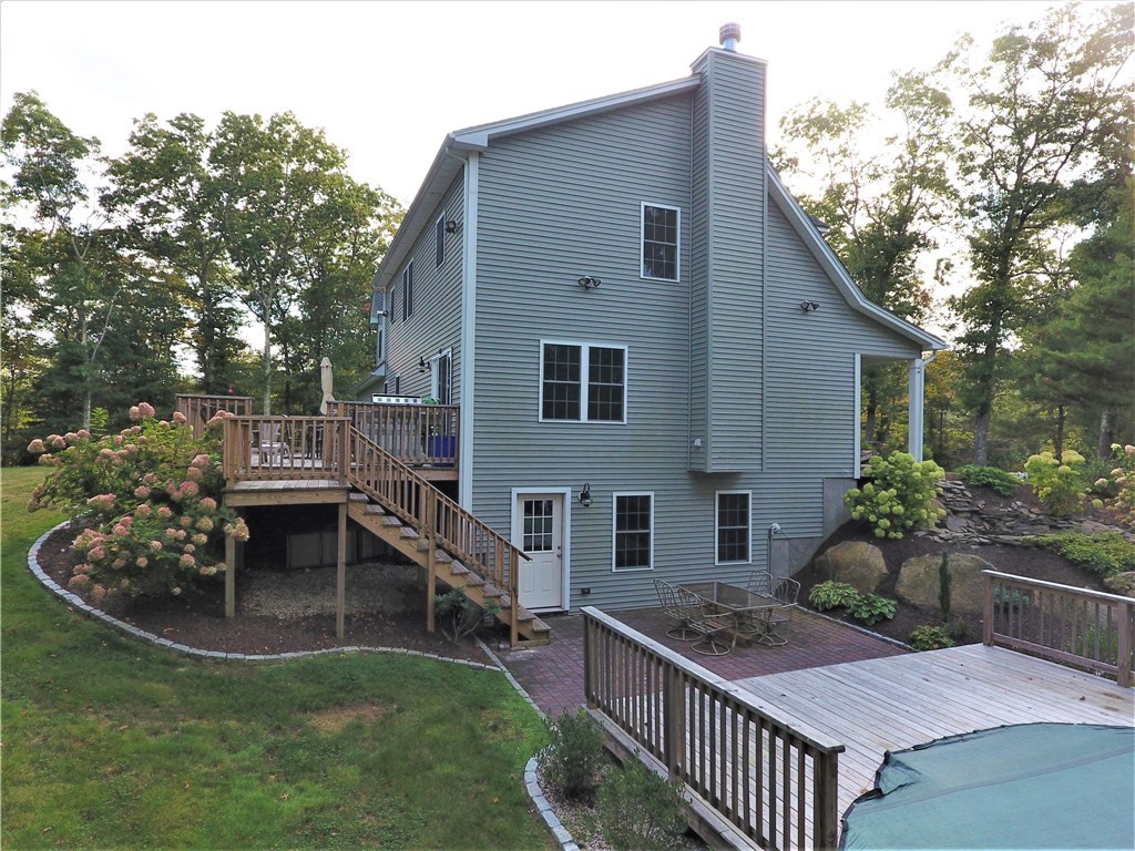 56 Beaver River Road Richmond, RI 02892 - Photo 6 of 38