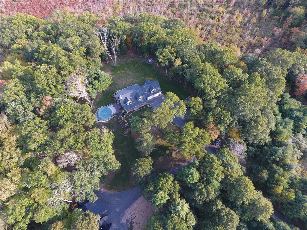 56 Beaver River Road Richmond, RI 02892 - Photo 8 of 38
