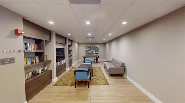 $3,000 | 3625 North Country Club Drive, Unit 609, Aventura, FL 33180