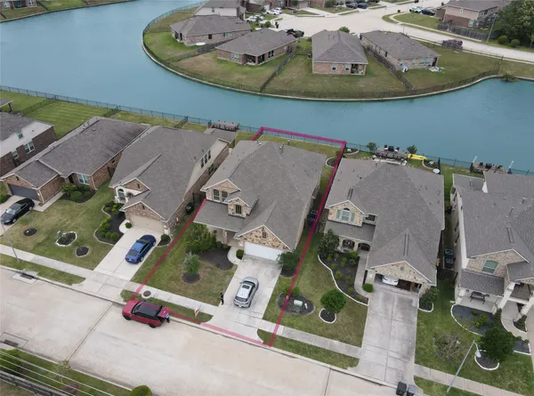 $490,000 | 3795 Lake Bend Shore Drive, Spring, TX 77386