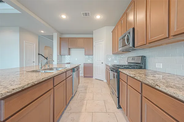 $490,000 | 3795 Lake Bend Shore Drive, Spring, TX 77386