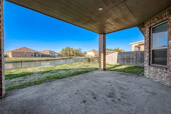 $490,000 | 3795 Lake Bend Shore Drive, Spring, TX 77386