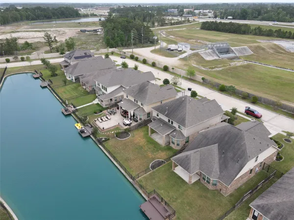 $490,000 | 3795 Lake Bend Shore Drive, Spring, TX 77386