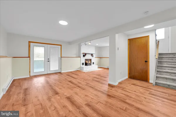 $269,999 | 300 Topeka Avenue, Shenandoah, PA 17976