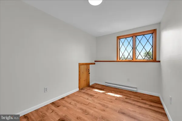 $269,999 | 300 Topeka Avenue, Shenandoah, PA 17976