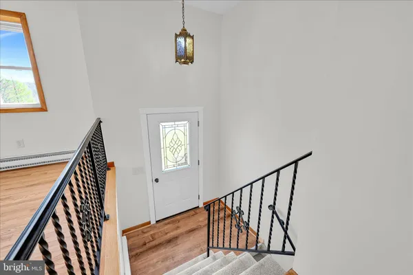 $269,999 | 300 Topeka Avenue, Shenandoah, PA 17976