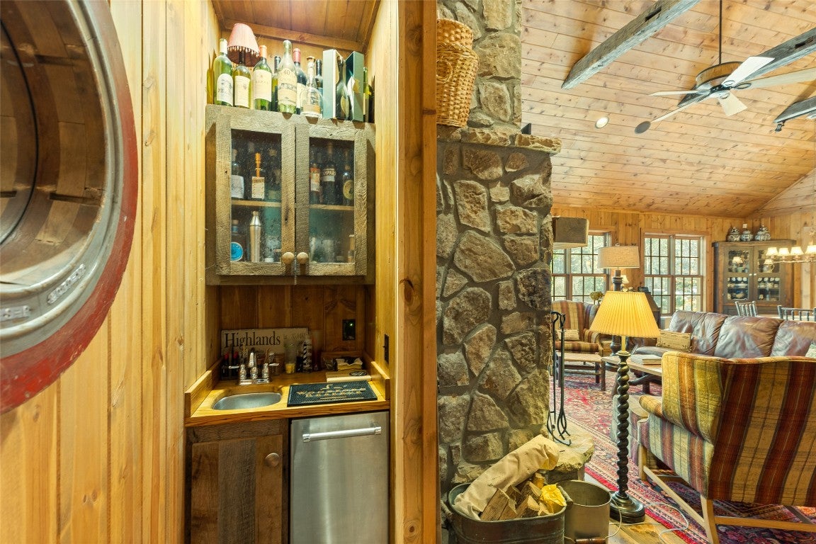 153 Mirror Lake Road Highlands, NC 28741 - Photo 15 of 40 Gallery Image 15