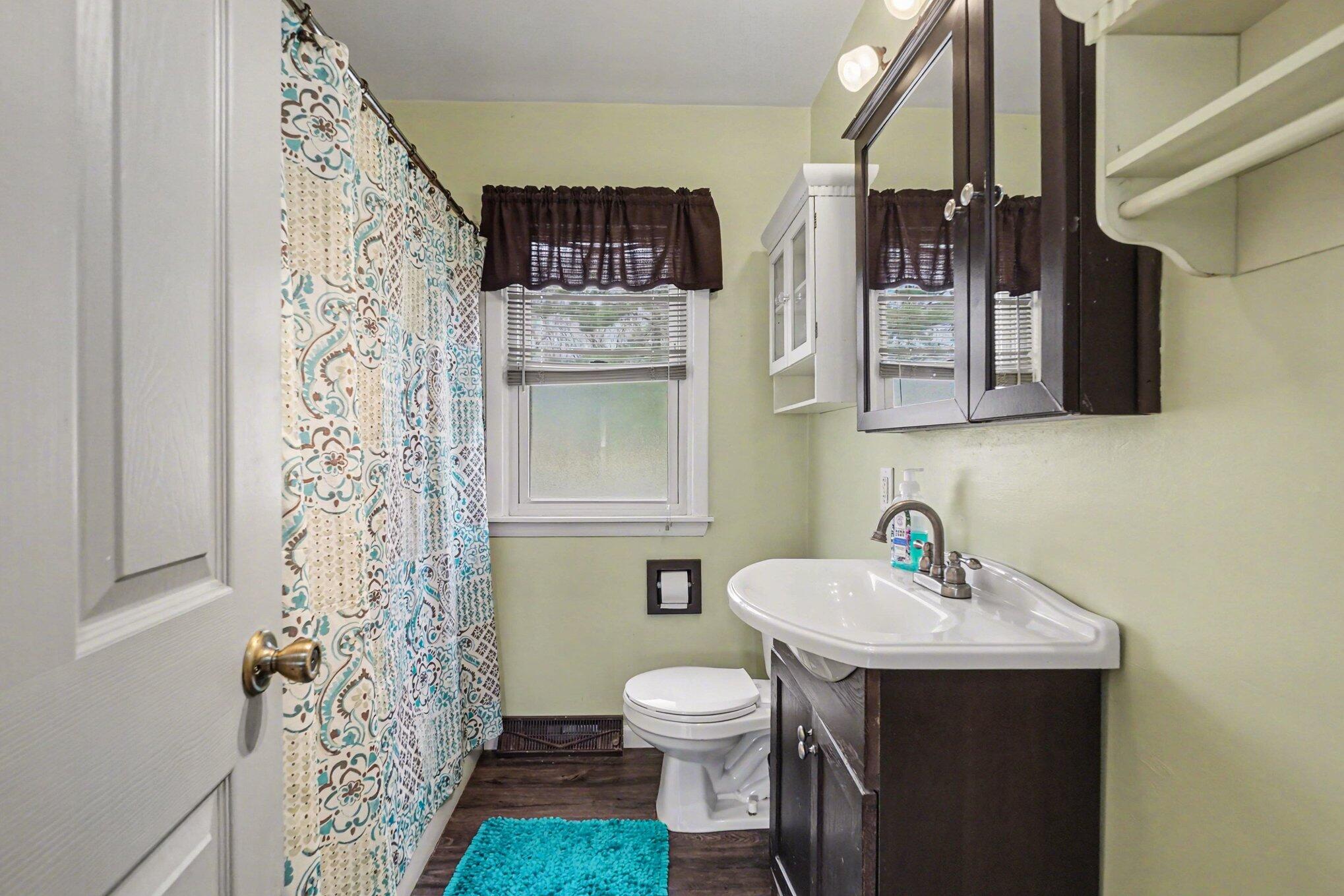 1250 Logan Road Muskegon, MI 49445 - Photo 15 of 25 018_file_8005