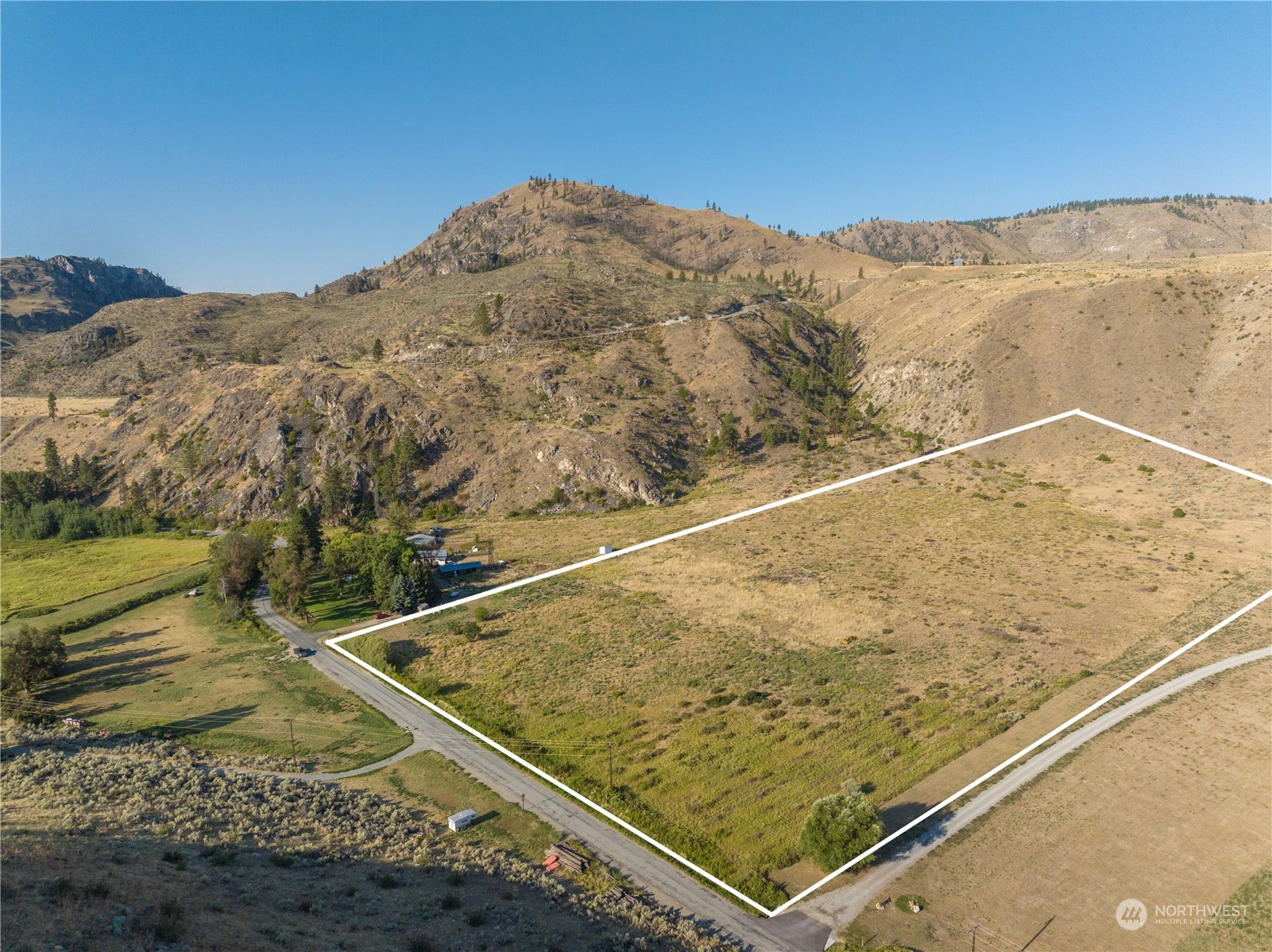 75 Antoine Creek Road Chelan, WA 98816 - Photo 2 of 9 Gallery Image 2
