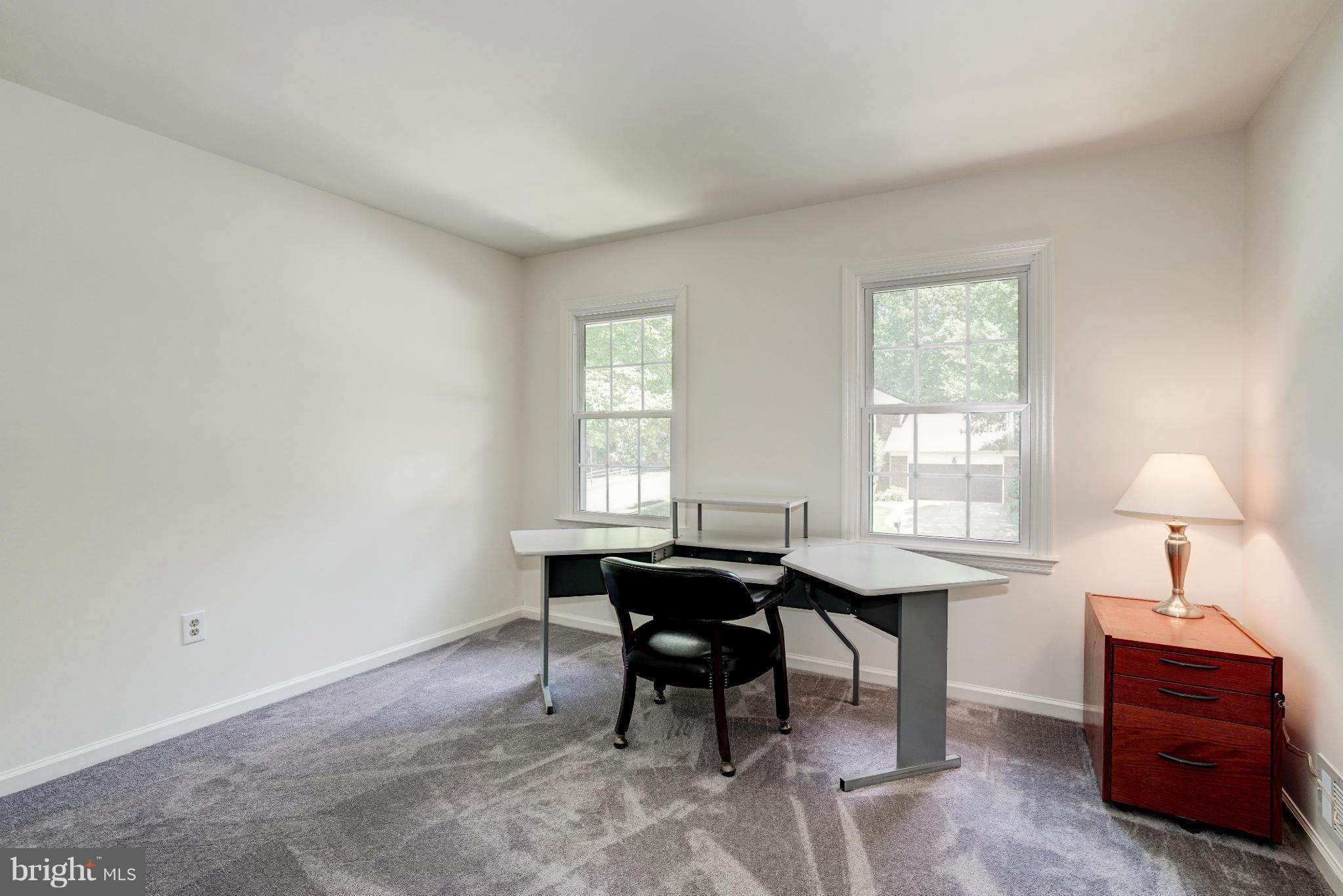 10152 Red Spruce Road Fairfax, VA 22032 - Photo 18 of 30 Bedroom