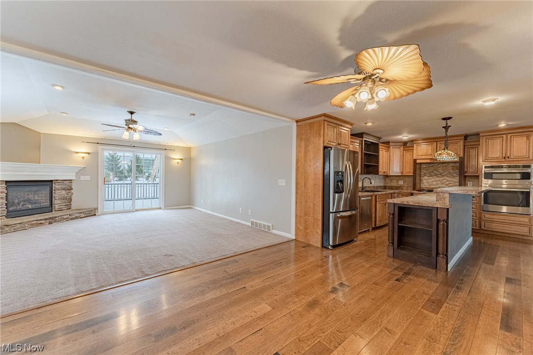 6356 Highland Road Cleveland, OH 44143 - Photo 9 of 30