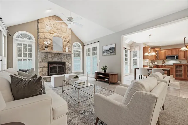 $975,000 | 113 West Wild Cherry Drive, Mars, PA 16046