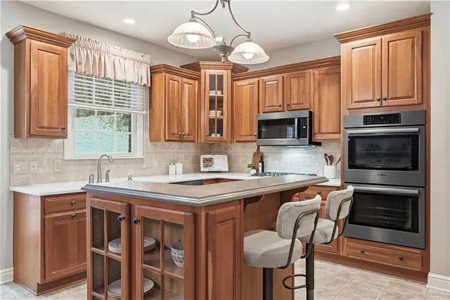 $975,000 | 113 West Wild Cherry Drive, Mars, PA 16046