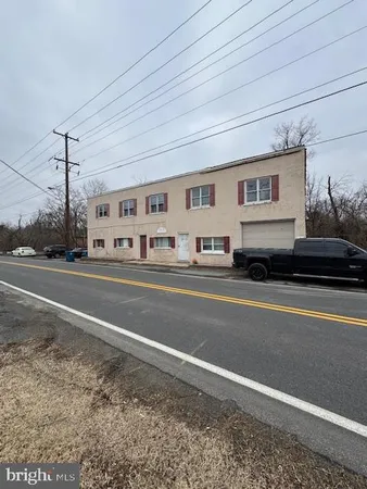 $400,000 | 111 East Cecil Avenue, North East, MD 21901