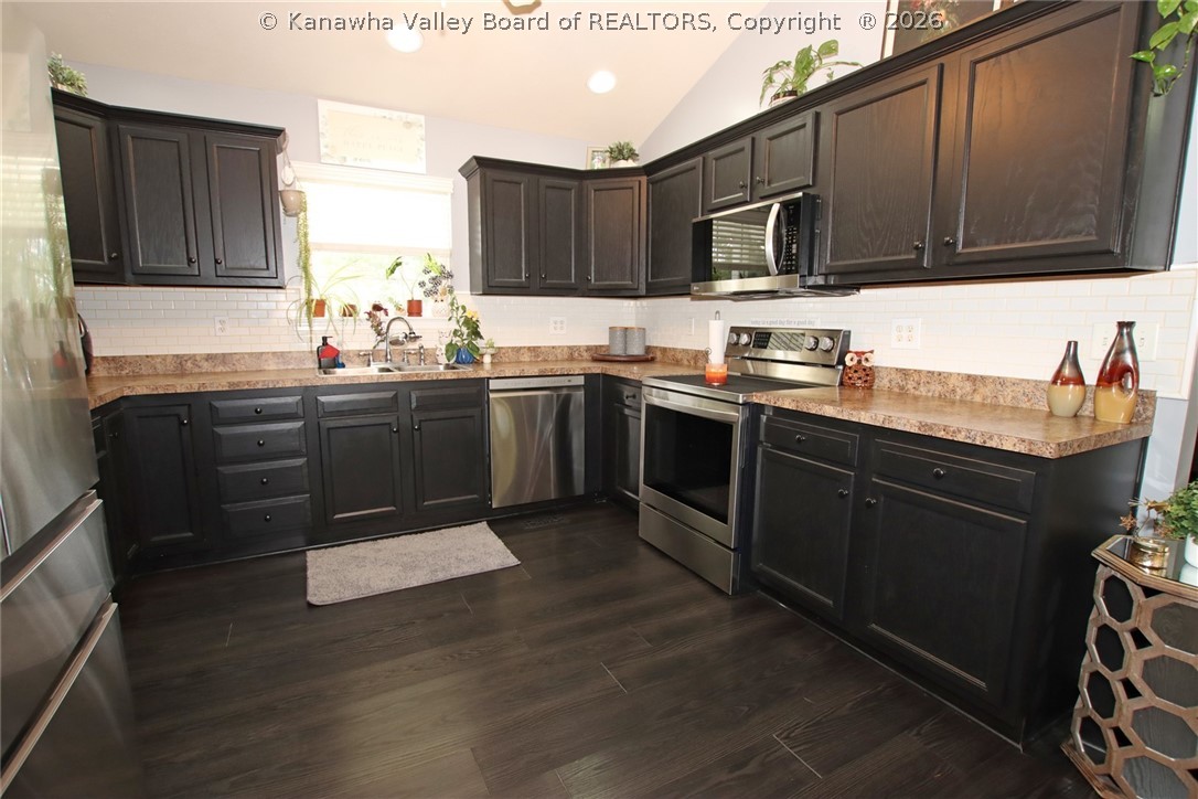 79 Manor Way Winfield, WV 25213 - Photo 27 of 50 Gallery Image 27