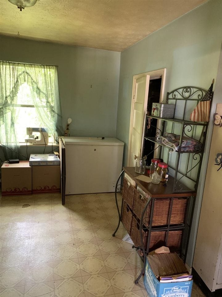 4747 Riverside Drive Lavalette, WV 25535 - Photo 14 of 22 Gallery Image 14