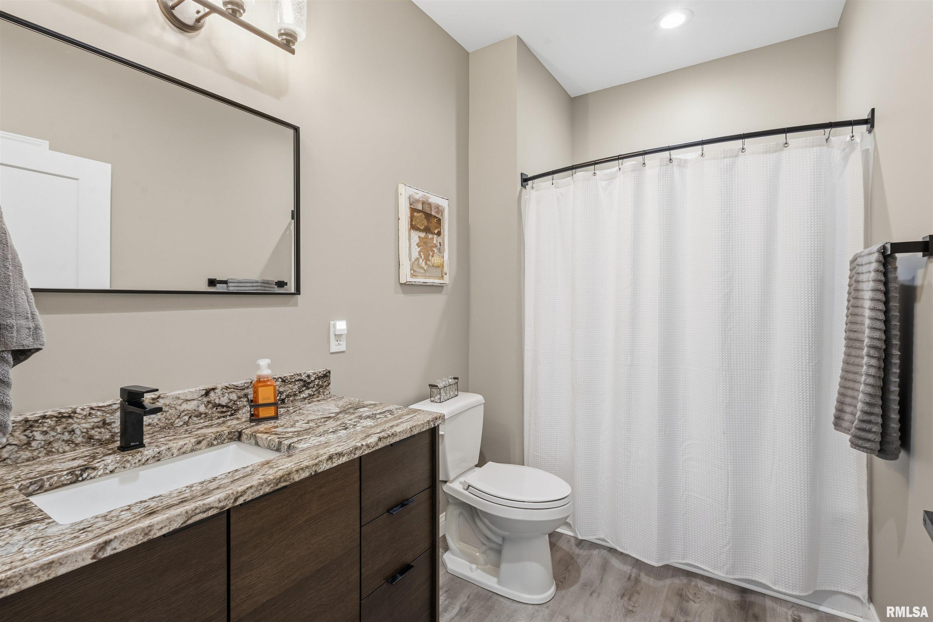 11323 Linn Road Benton, IL 62812 - Photo 21 of 38