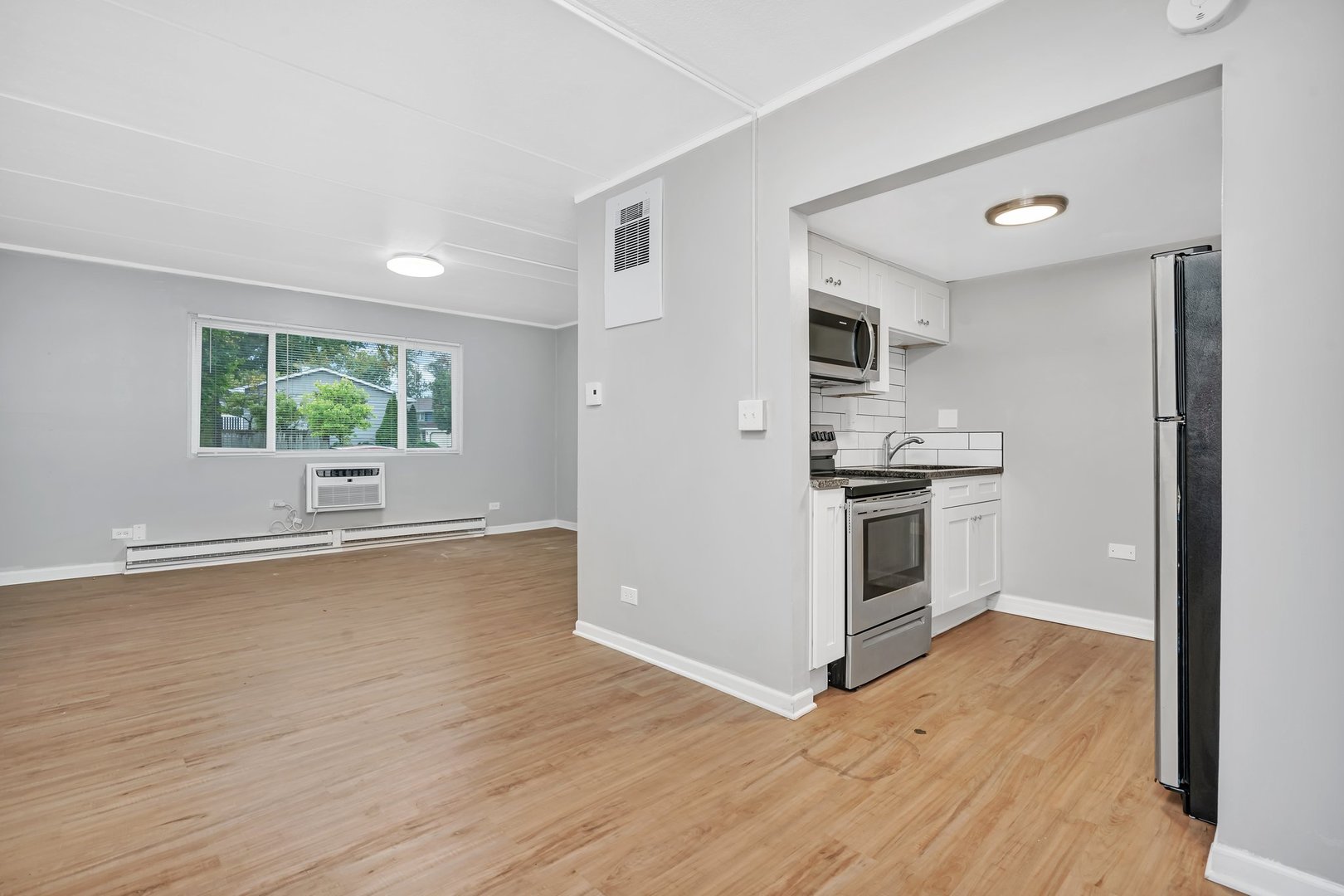 315 Kimbell Avenue, Unit 3 Elmhurst, IL 60126 - Photo 8 of 17