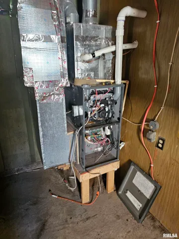 $70,000 | 610 West Wilmot Street, Chillicothe, IL 61523