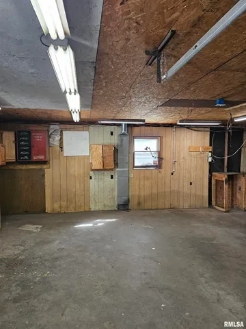 $70,000 | 610 West Wilmot Street, Chillicothe, IL 61523