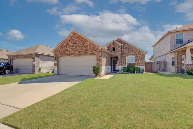 $2,400 | 16514 Twinwalker Drive, Houston, TX 77049