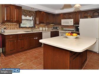 502 Ridgeview Lane Villanova, PA 19085 - Photo 4 of 12 Kitchen