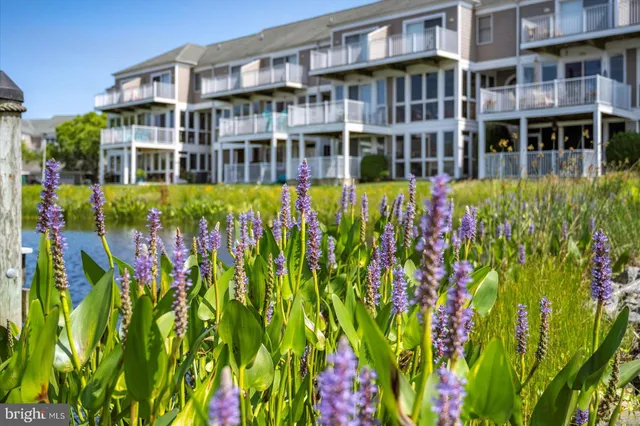 $689,950 | 38277 Ocean Vista Drive, Unit 1180, Selbyville, DE 19975