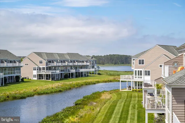 $689,950 | 38277 Ocean Vista Drive, Unit 1180, Selbyville, DE 19975