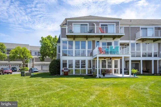 $689,950 | 38277 Ocean Vista Drive, Unit 1180, Selbyville, DE 19975