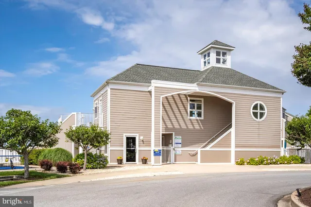 $689,950 | 38277 Ocean Vista Drive, Unit 1180, Selbyville, DE 19975