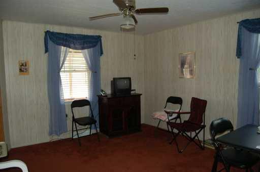 42 Hubbard Road Burgettstown, PA 15021 - Photo 5 of 7 Other.