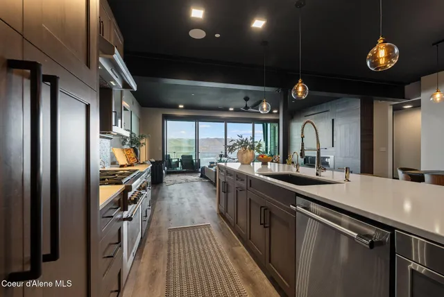 $3,697,000 | 802 Sandpoint Avenue, Unit 8205, Sandpoint, ID 83864