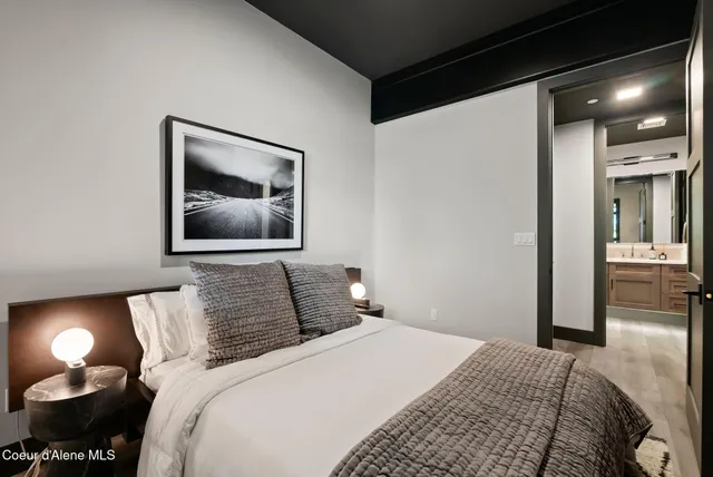 $3,697,000 | 802 Sandpoint Avenue, Unit 8205, Sandpoint, ID 83864