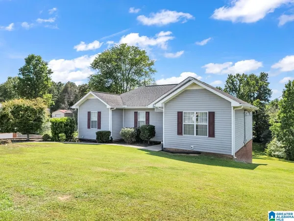 $251,000 | 284 Deer Crossing Road, Warrior, AL 35180