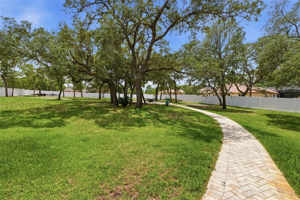 11145 Mountain Mockingbird Road Weeki Wachee, FL 34614 - Photo 14 of 84