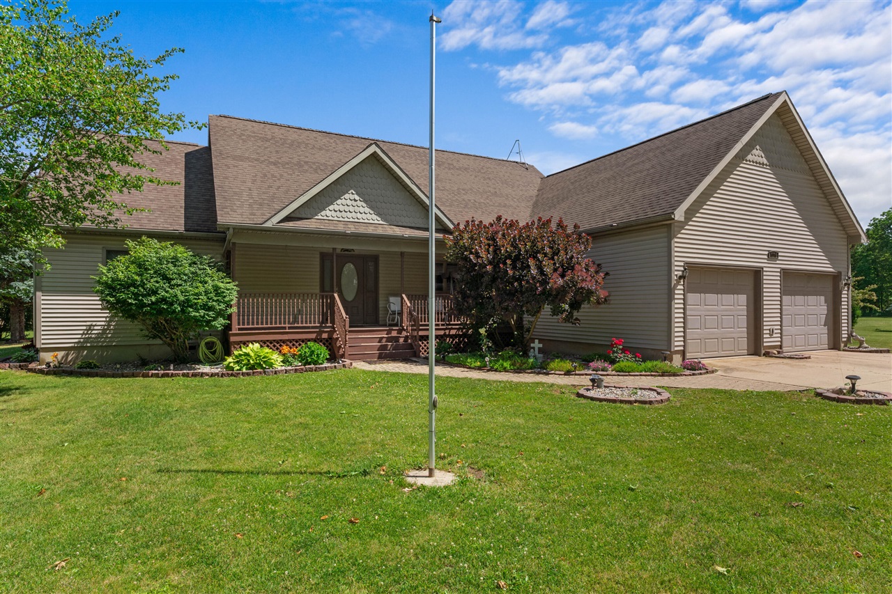 1016 Lukesport Road Quincy, MI 49082 - Photo 4 of 54