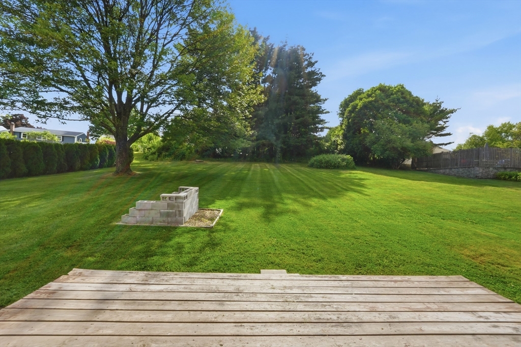 6 Old Farm Road Spencer, MA 01562 - Photo 5 of 24