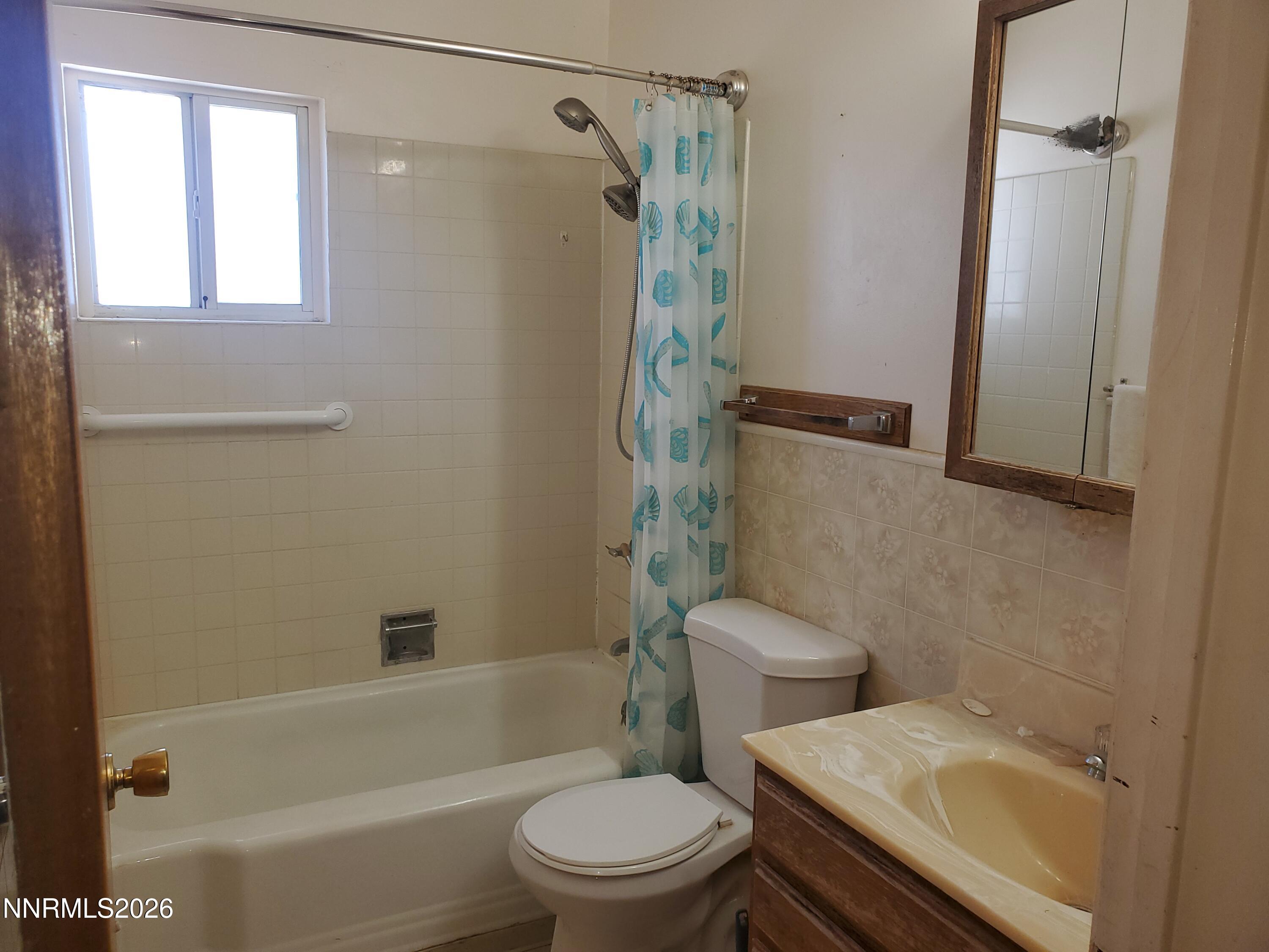 950 H Street Hawthorne, NV 89415 - Photo 15 of 20 20260611_101804