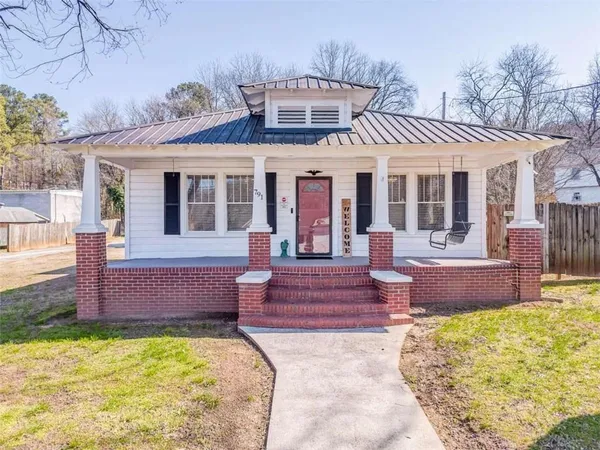 $214,900 | 791 Park Avenue Southeast, Lindale, GA 30147