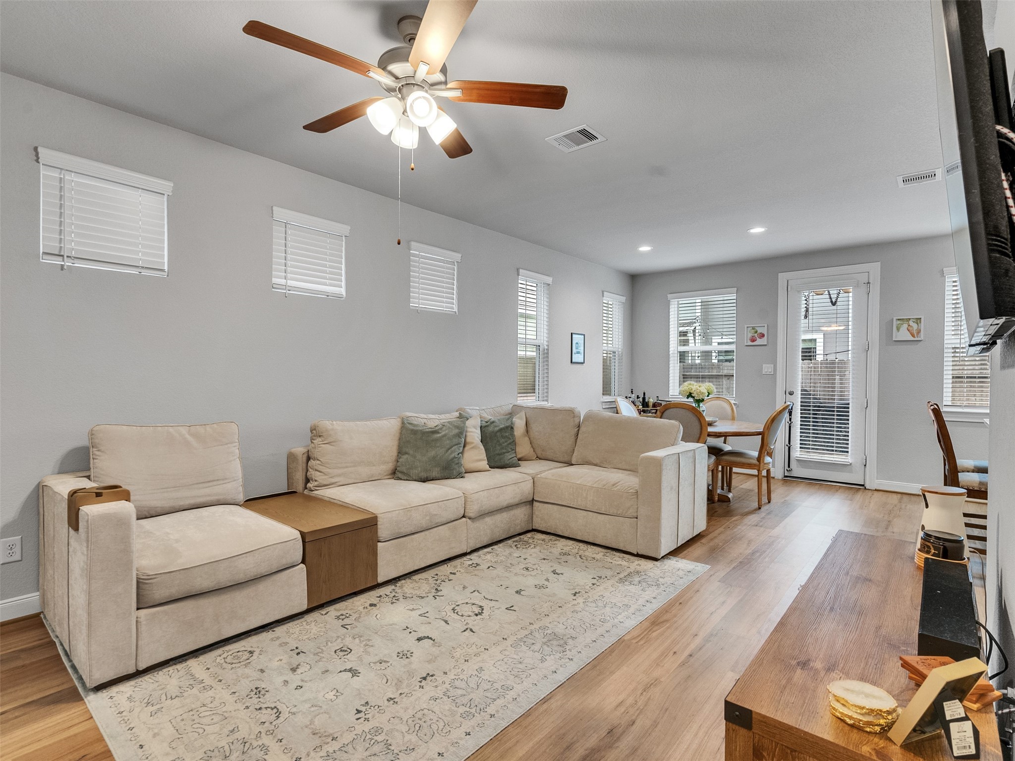 3118 Cloud Forest Lane Houston, TX 77080 - Photo 15 of 40 a living room with furniture and a chandelier