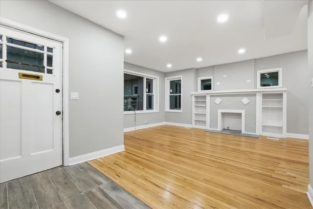 $399,990 | 8011 South Dante Avenue, Chicago, IL 60619