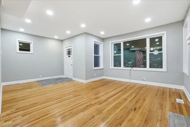 $399,990 | 8011 South Dante Avenue, Chicago, IL 60619