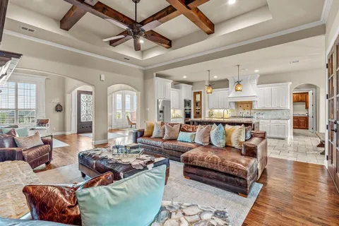 $850,000 | 7756 Bella Milano Drive, Fort Worth, TX 76126