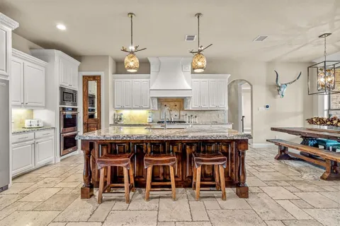 $850,000 | 7756 Bella Milano Drive, Fort Worth, TX 76126