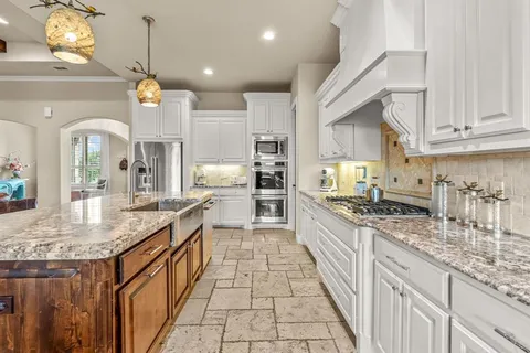 $850,000 | 7756 Bella Milano Drive, Fort Worth, TX 76126