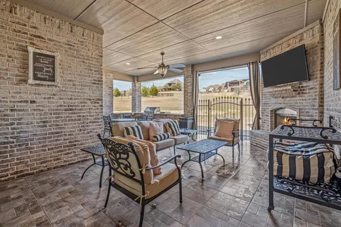 $850,000 | 7756 Bella Milano Drive, Fort Worth, TX 76126